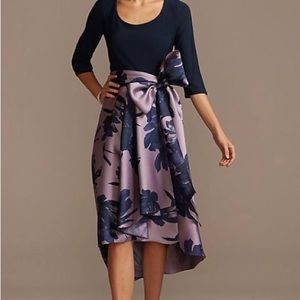 R & M Richards Dress. Flattering A line, Bold Floral print.